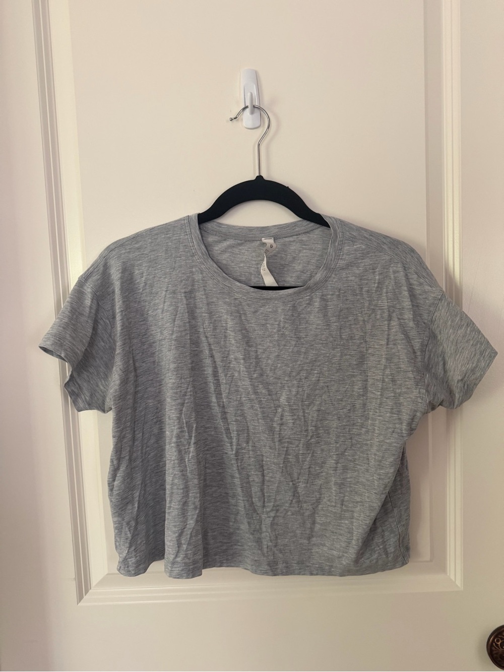 lululemon athletica Heather Gray Short Sleeve Crop Tee